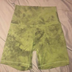 Lululemon align 6” shorts